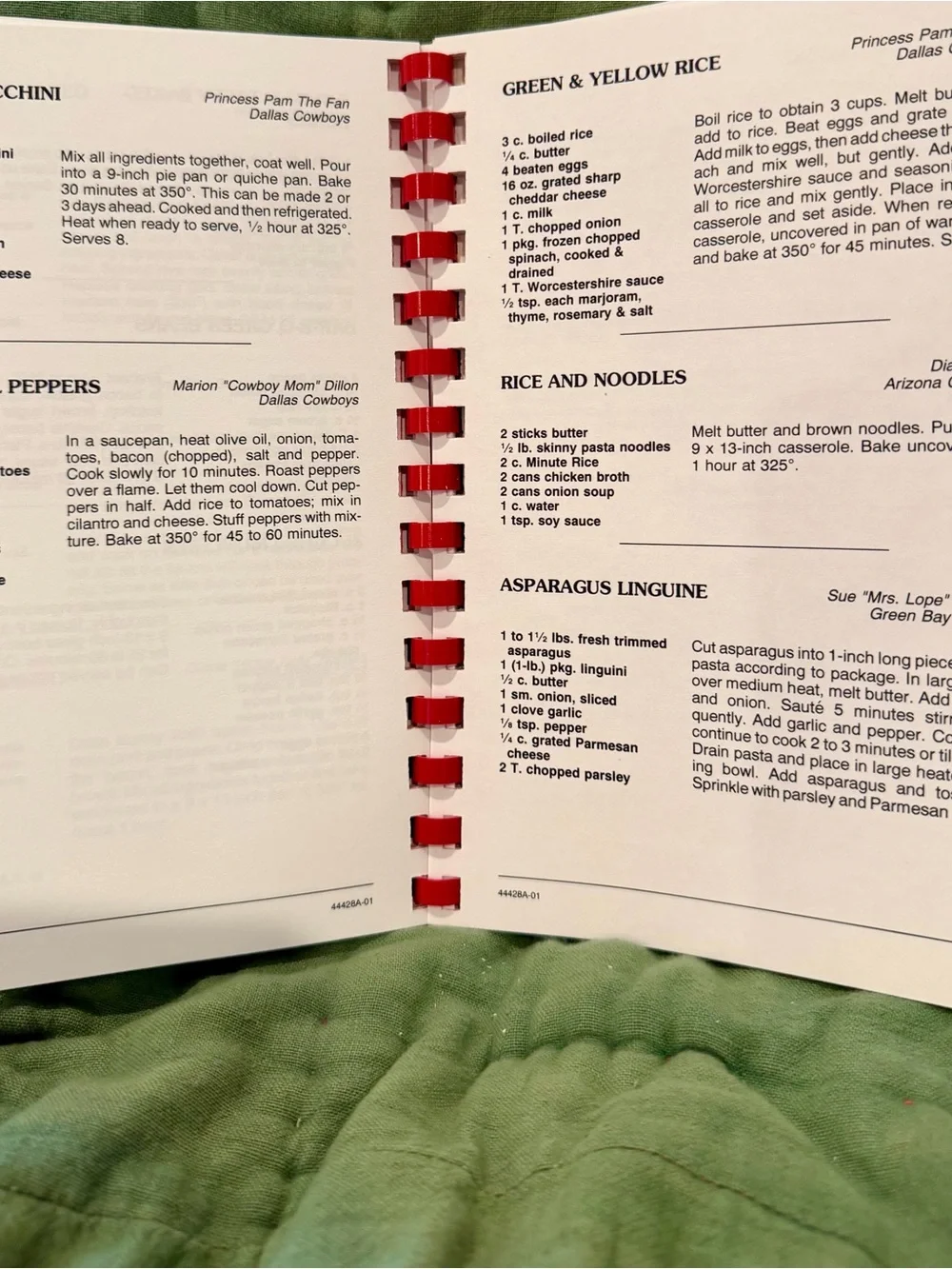 2002 Fans Favorite Game Day Recipes Pro Football Ultimate Fans Cookbook NFL